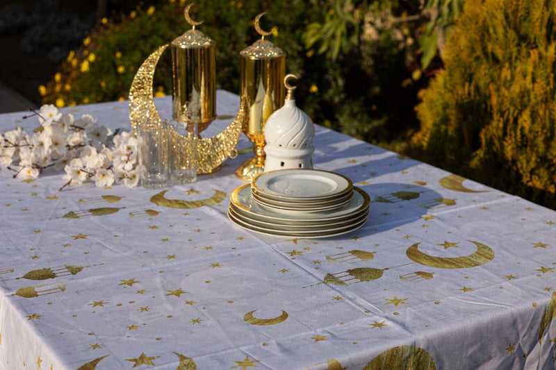 The Magical Golden Crescents table cover