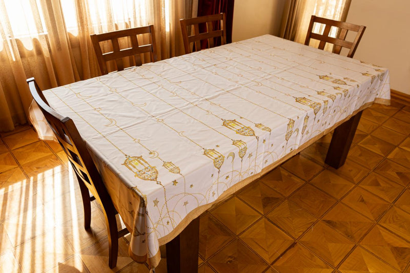 The Golden Chains and Lanterns table cover (M)