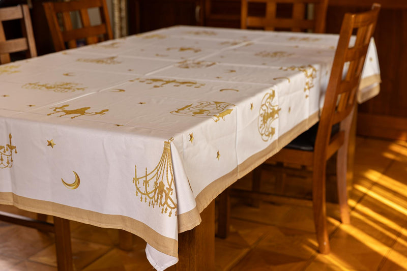 The Golden Chandeliers table cover (M)