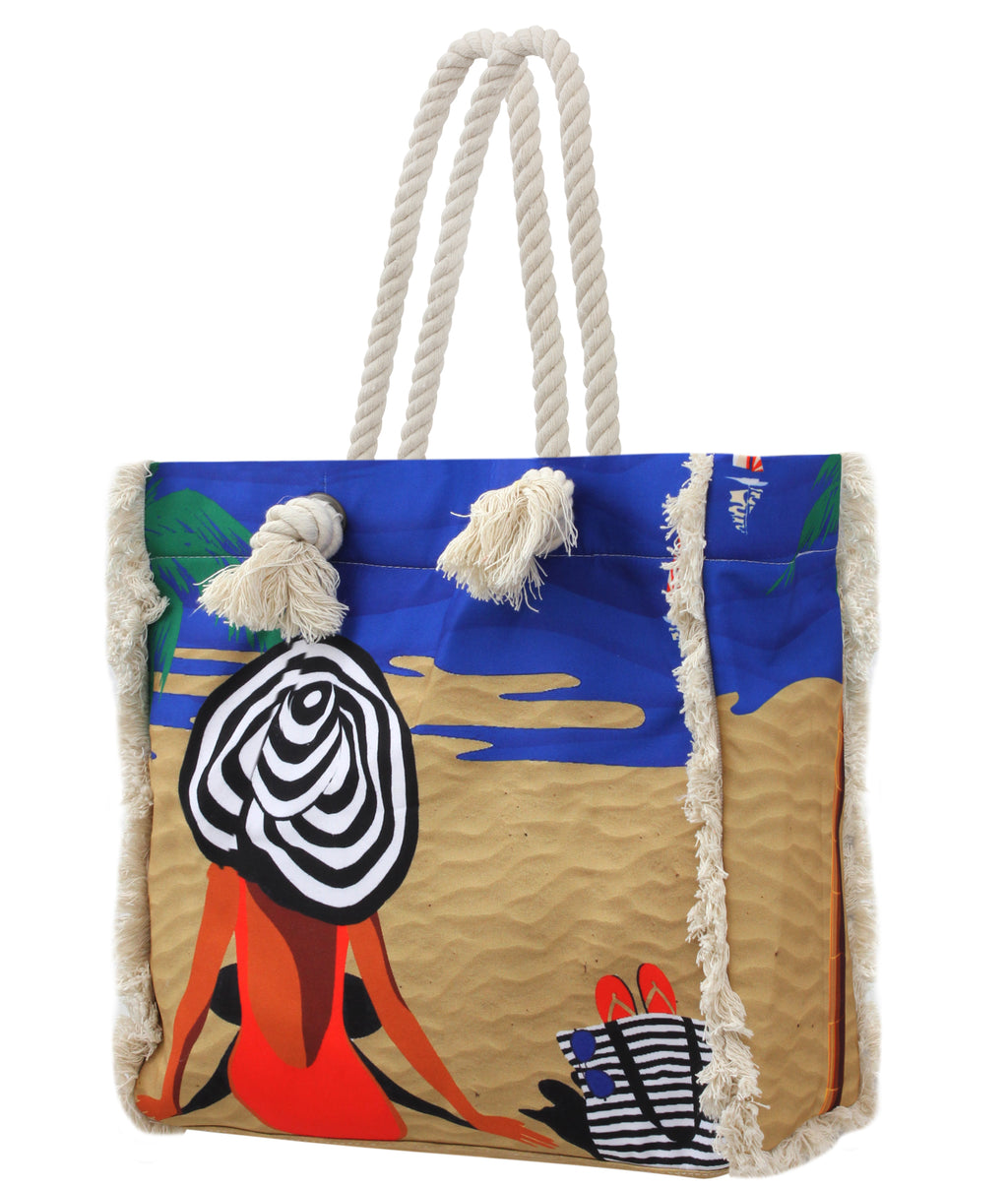 The beach lady Tote bag