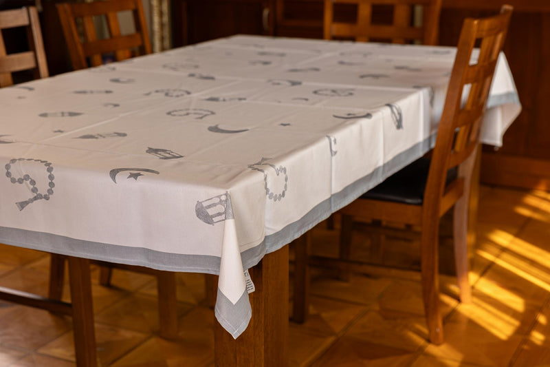 The light grey sebha table cover (M)