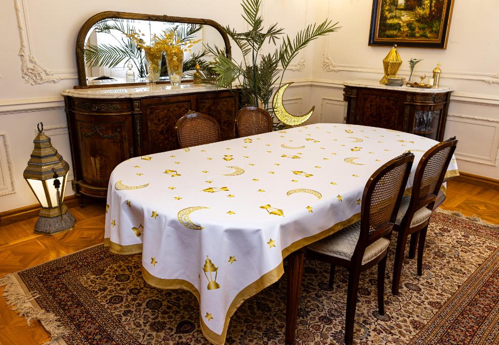 The Golden Fawanis and Crescents table cover