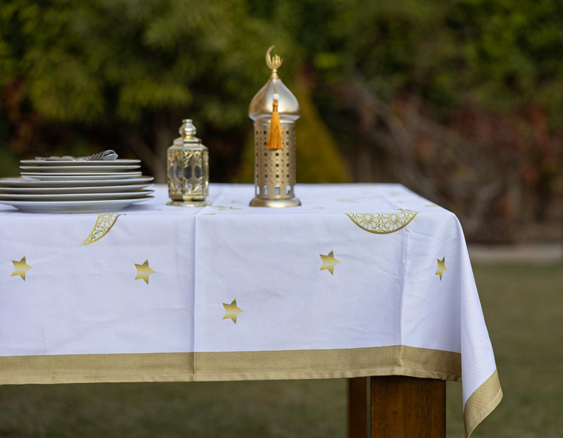 The Golden Fawanis and Crescents table cover